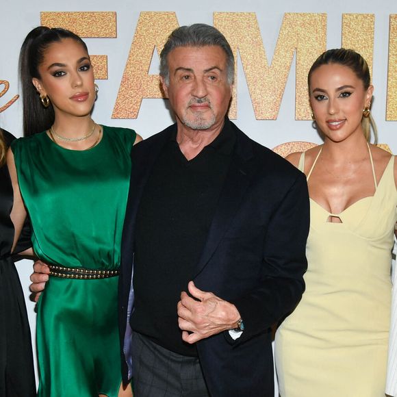 Jennifer Flavin, Sophia Stallone, Sylvester Stallone, Sistine Stallone et Scarlet Stallone au photocall de la série "The Family Stallone" à New York, le 12 mai 2023. © STARMAX / BESTIMAGE