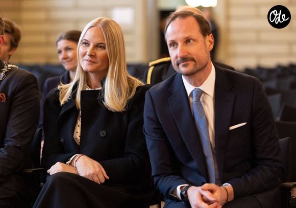 Il y a près d'un mois, elle a reçu une greffe des poumons

La princesse Mette-Marit de Norvège et le prince Haakon lors du 100ème anniversaire de la bibliothèque de Fredrikstad en Norvège le 28 janvier 2026  Dana Press / Bestimage