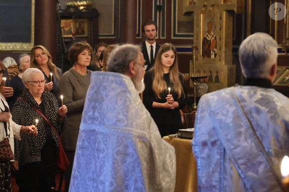 Exclusif - Macha Meril aux obsèques de sa soeur la princesse Hélène Gagarine en la cathédrale Saint-Alexandre-Nevsky, à Paris, France, le 20 août 2025. © Denis Guignebourg/Bestimage
