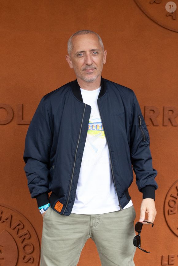 Gad Elmaleh au Village pour la finale masculine lors des Internationaux de France 2025 à Roland Garros le 08 juin 2025 à Paris, France. Photo by Nasser Berzane/ABACAPRESS.COM