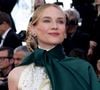 L'actrice a révélé utiliser chaque matin la crème Roséliane d'Uriage, qu'elle juge "épatante pour apaiser ma peau sensible".

Diane Kruger à la montée des marches du film "Fatherland" lors du 79ème Festival International du Film de Cannes, le 14 mai 2026.

© Olivier Borde / Bestimage