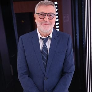Le présentateur de télévision et animateur de radio français Laurent Ruquier présente sa nouvelle émission sur la chaîne BFMTV, intitulée « Le 20H de Ruquier », à Paris, en France, le 25 septembre 2023. Photo de Jérôme Dominé/ABACAPRESS.COM