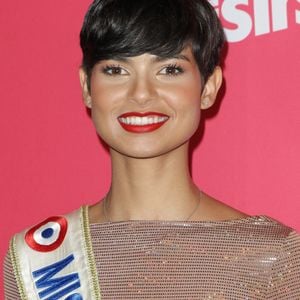 Eve Gilles, Miss France 2024 - Photocall de la soirée "Télé Loisirs Awards 2024" aux Jardins du Pont-Neuf à Paris le 23 septembre 2024. © Coadic Guirec/Bestimage