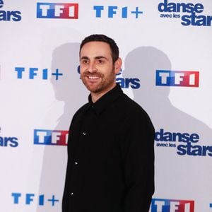 Camille Combal - Photocall de lancement de la saison 2025 de "Danse avec les stars" (DALS) au siège de TF1 à Boulogne-Billancourt, France, le 16 janvier 2025. © Christophe Clovis / Bestimage