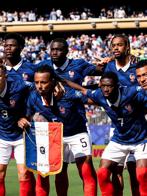 Mike Maignan, Jules Koundé, Aurélien Tchouaméni ... Loin des terrains, ces stars de l'équipe de France de football s'associent pour un projet couronné de succès