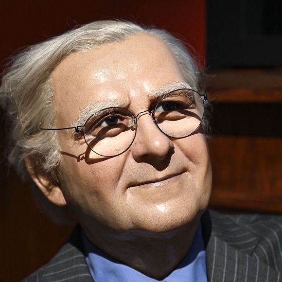Statue de cire Bernard Pivot au Musée Grevin à Paris, France, le 18 juin 2024. Photo par Victor Joly/ABACAPRESS.COM