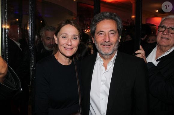 Sa mère n'est autre que l'ancienne animatrice Daniela Lumbroso et son père est Eric Ghebali, ancien journaliste.

Daniela Lumbroso, Éric Ghebali lors de la soirée de remise du prix du Café de Flore (31ème édition) à Paris le 5 novembre 2025.

© Philippe Baldini / Bestimage