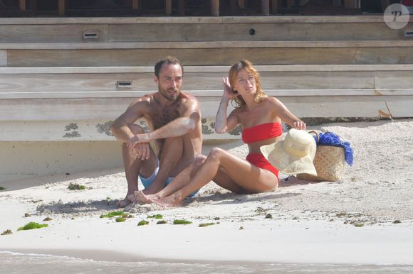 James Middleton et sa fiancée Alizée Thevenet en vacances à Saint Barthélemy le 2 janvier 2020. Agence / Bestimage