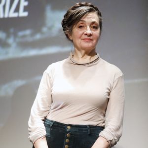 Ses obsèques ont lieu au cimetière de Montmartre, où repose déjà Fred Chichin.

Catherine Ringer (membre du jury) - Soirée de clôture de la 30ème édition du festival international du film fantastique de Gerardmer le 29 janvier 2023. © Denis Guignebourg / Bestimage