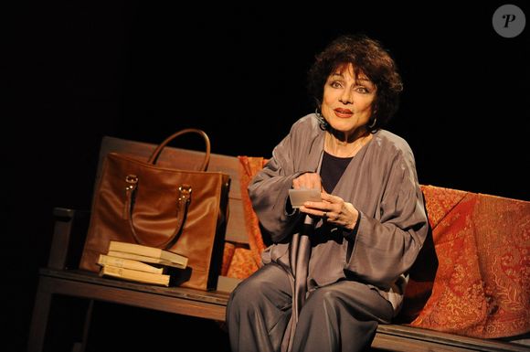 Judith Magre joue la nouvelle pièce 'Rose' au théâtre La Pepiniere à Paris, France, le 9 janvier 2012. Photo by Nicolas Briquet/ABACAPRESS.COM