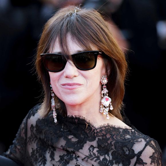 Charlotte Gainsbourg à la projection d'Emilia Pérez au festival de Cannes le 18 mai 2024 © Norbert Scanella / Panoramic / Bestimage