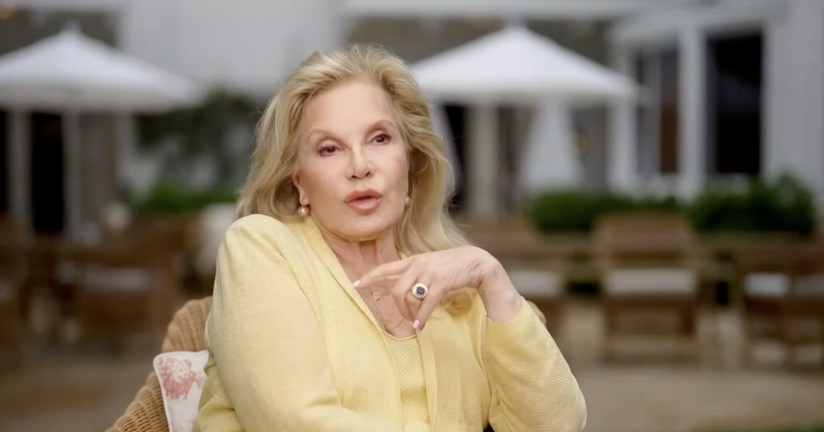 Sylvie Vartan : Sa villa blanche et lumineuse où elle s'est installée avec David Hallyday après la fin de son histoire avec Johnny Hallyday