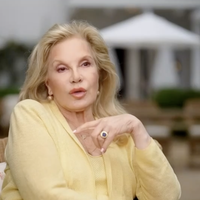 Sylvie Vartan : Sa villa blanche et lumineuse où elle s'est installée avec David Hallyday après la fin de son histoire avec Johnny Hallyday