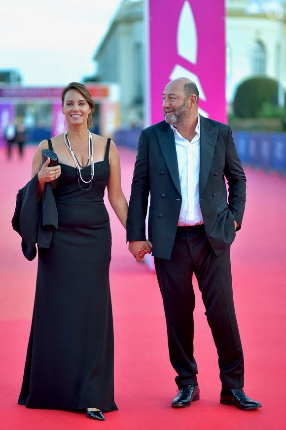 Lors d'une émission, elle avait alors appelé Kad Mérad "mon mari" en direct. 

Julia Vignali et Kad Merad à Nouvelle Vague au 51ème Festival du Film Américain de Deauville le 12 septembre 2025 à Deauville, France @Franck Castel/Abaca