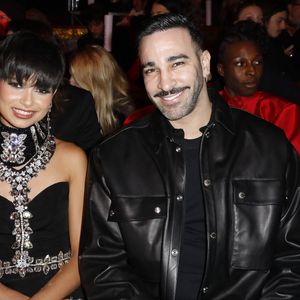 Eve Gilles (Miss France 2024), Adil Rami - Les célébrités au photocall du défilé On Aura Tout Vu, "Collection Haute Couture Printemps/Eté 2025" lors de la Fashion Week de Paris (PFW) au Paradis Latin à Paris le 28 janvier 2025. © Marc Ausset-Lacroix/Bestimage