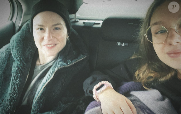 "C'était une évidence d’y aller, un peu comme un exutoire"

Emilie Dequenne et sa fille Milla Saverese