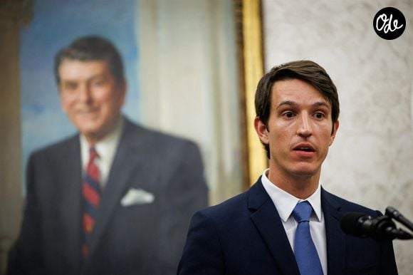 Washington, DIST - White House Chief of Staff Susie Wiles attends a Kennedy Center Board dinner with United States President Donald Trump (not pictured) in the State Dining Room of the White House in Washington, DC, US, on Monday, May 19, 2025. Backgrid USA / Bestimage