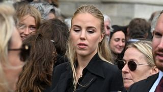Après les événements du 17 octobre, Maria Carolina de Bourbon des Deux-Siciles choisit de s’exprimer publiquement