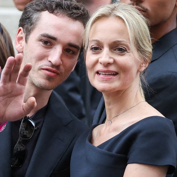 Depuis le 4 juin 2026, Gaston Ardisson est marié à Ximena Aguilar, à qui il a dit "oui" lors d'une cérémonie organisée à la mairie de Paris. 

Gaston Ardisson, Audrey Crespo-Mara et ses fils Sekou et Lamine lors des obsèques de Thierry Ardisson en l’église Saint-Roch de Paris

© Clovis-Jacovides/Bestimage