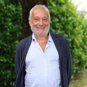 François Berléand - Photocall avec l'équipe de l'émission de radio "Les grosses têtes" lors de la 17ème édition du Festival du Film Francophone de Angoulême (FFA), le 29 août 2024.

© Coadic Guirec / Bestimage