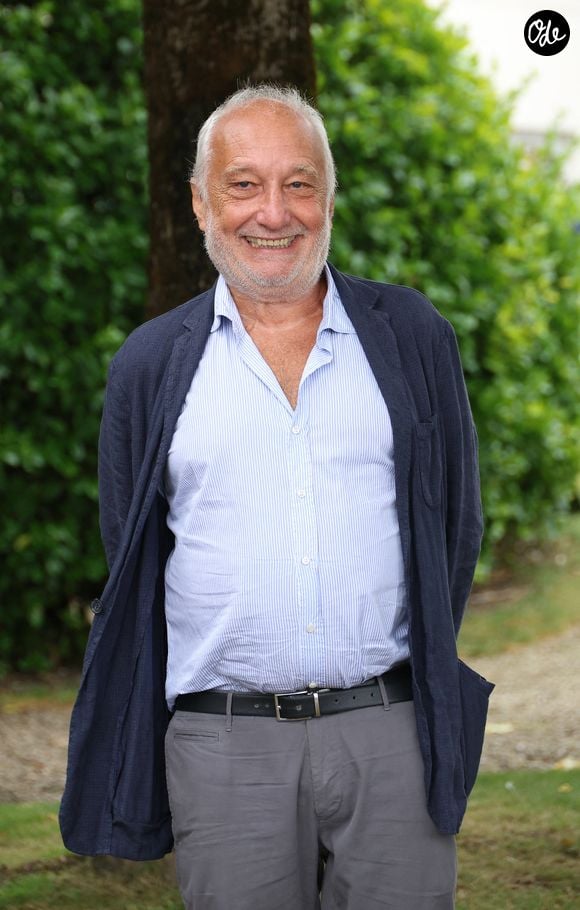 François Berléand - Photocall avec l'équipe de l'émission de radio "Les grosses têtes" lors de la 17ème édition du Festival du Film Francophone de Angoulême (FFA), le 29 août 2024.

© Coadic Guirec / Bestimage