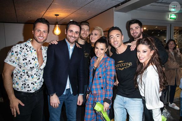 Que les fans se rassurent, la date parisienne n'est pas définitivement annulée mais officiellement reportée au 13 juin 2027.

Exclusif - Maxime Dereymez, Christian Millette, Camille Combal, Yann-Alrick Mortreuil, Katrina Patchett, Denitsa Ikonomova, Jordan Mouillerac, Jade Geropp au cocktail après le spectacle "EntreNous By D'Pendanse" au Dôme de Paris - Palais des Sports, à Paris, France, le samedi 7 Mars 2020.  © Cyril Moreau/Bestimage