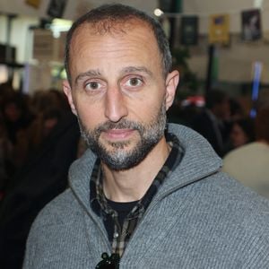 Arie Elmaleh lors du Festival du livre de Paris, le 22 avril 2023 à Paris, en France. Photo de Jérôme Dominé/ABACAPRESS.COM