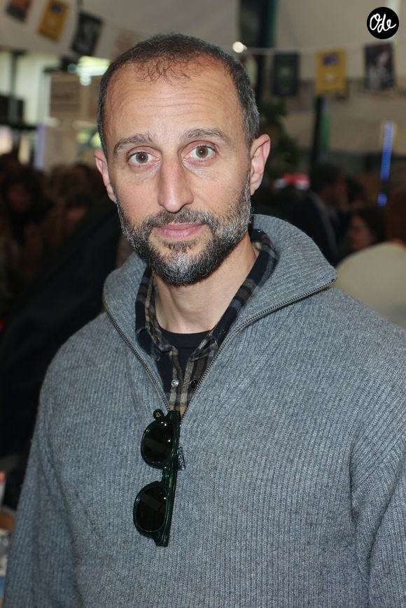 Arie Elmaleh lors du Festival du livre de Paris, le 22 avril 2023 à Paris, en France. Photo de Jérôme Dominé/ABACAPRESS.COM