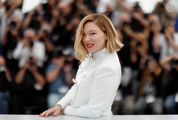 Elle raconte avoir dû gérer ses montées de lait pendant le tournage.

Léa Seydoux - Photocall du film "L'Inconnue" lors du 79ème Festival International du Film de Cannes, le 19 mai 2026.
© Jacovides/Moreau/Bestimage