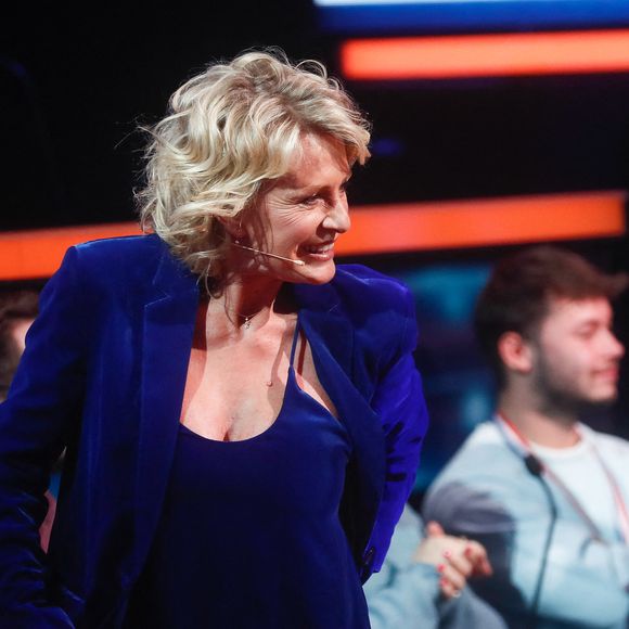 Exclusif - Sophie Davant - Enregistrement de l'émission "100% logique" présentée par C. Feraud et qui sera diffusée samedi 1er mars à 21.10 sur France 2 et sur france.tv, au Studio du Lendit à Saint-Denis, France, le 12 décembre 2024. © Christophe Clovis / Bestimage