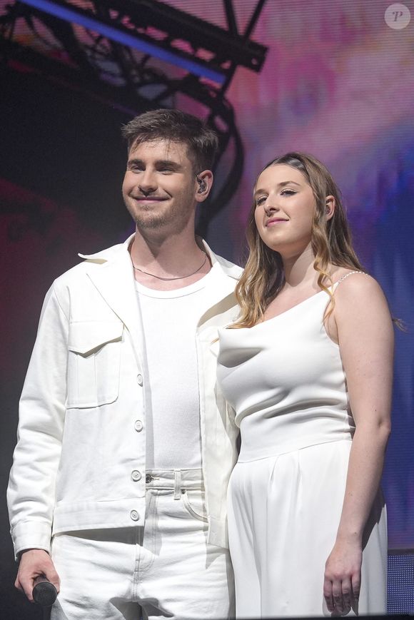 Julien Liebermann et Héléna Bailly lors du concert de la Star Academy à Lyon, le 15/03/24. ©Sandrine Thesillat / Panoramic  / Bestimage