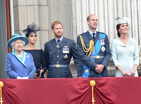 Meghan Markle, duchesse de Sussex (habillée en Dior Haute Couture par Maria Grazia Chiuri), le prince Harry, duc de Sussex, le prince William, duc de Cambridge, Kate Catherine Middleton, duchesse de Cambridge. © Agence / Bestimage