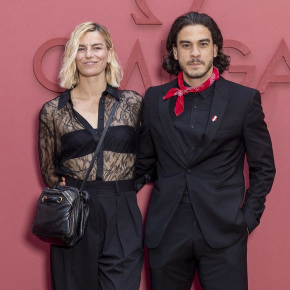 Invitée sur le plateau de "Quotidien", Fauve Hautot est apparue aux côtés de son compagnon, Romain Guillermic, face à Yann Barthès. 

Fauve Hautot, Romain Guillermic - Photocall de la soirée d'ouverture de la " Maison Omega " à l'hôtel de Poulpry, Maison des Polytechniciens pour les JO 2024 (Jeux Olympiques 2024) à Paris, France. © Olivier Borde - Jack Tribeca /Bestimage