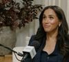 En légende de sa vidéo Instagram, Meghan a écrit : "La saison 2 vous fera réagir comme ça", avec un emoji hilare pour montrer qu'elle n'a pas mal pris la remarque amusée de son invité.

Meghan Markle, duchesse de Sussex, répond aux questions d'Emma Grede dans son émission "Aspire with Emma Grede", le 17 juin 2025 @JLPPA / Bestimage
