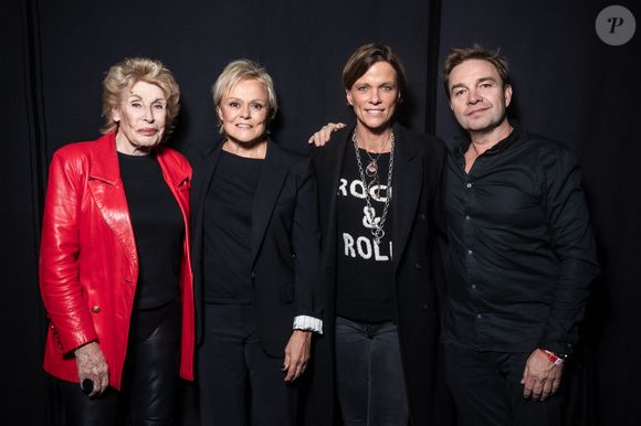 Anne Le Nen, Muriel Robin, Jean-Philippe Lemonnier en backstage de l'enregistrement de l'émission "La Boîte à secrets", présentée par F.Bollaert et diffusée le 9 janvier 2026 sur France 3, dans les studios du Lendit à Saint-Denis, France, le 2 décembre 2025. © Cyril Moreau/Bestimage
