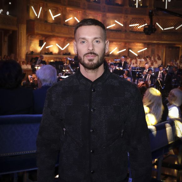 Exclusif - Matt Pokora (M. Pokora) lors de l'enregistrement de l'émission Le Grand Echiquier - Spécial Claude François présentée par C.Chazal et A.Manoukian et diffusée le 13 janvier sur France, à l'Opéra royal du château de Versailles, accompagné par l'Orchestre de l'Opéra Royal à Versailles, France, le 16 septembre 2025. Jack Tribeca/Bestimage