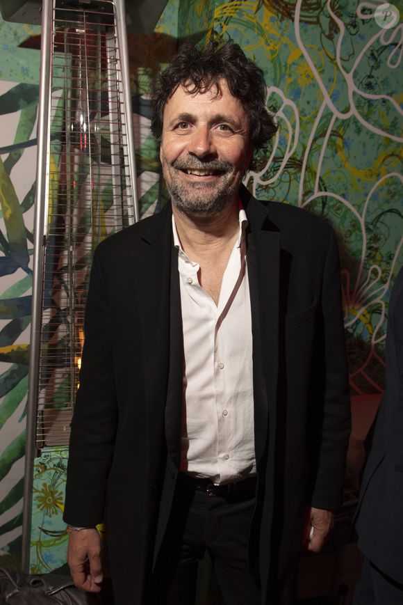 L'ancien chroniqueur de "Touche pas à mon poste" entre 2010 et 2020 s'agace.

Exclusif - Christophe Carrière à la 10ème soirée de la "Suite Sandra & Co" lors du 72ème Festival International du Film de Cannes.
© Pierre Perusseau/Bestimage