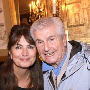 Exclusif - Valérie Perrin et son mari Claude Lelouch - Personnalités au cocktail des écrivains au Fouquet's à Paris. Le 27 novembre 2024
© Cédric Perrin / Bestimage