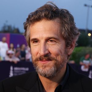 On connaît bien Guillaume Canet, célèbre acteur et réalisateur

Guillaume Canet - Photocall des lauréats lors de la 49ème édition du festival du film américain de Deauville.

© Denis Guignebourg / Bestimage