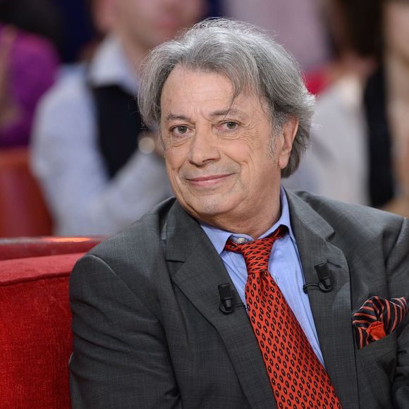 Hervé Vilard - Enregistrement de l'émission "Vivement Dimanche" à Paris le 2 Décembre 2015 © Coadic Guirec / Bestimage