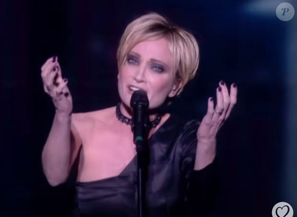 Patricia Kaas défendant les couleurs de la France au Concours Eurovision de la chanson 2009, à Moscou. 

(Capture d'écran - YouTube)