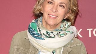 "J'ai pas vu le temps passer" : Corinne Touzet perd ses moyens après une demande en plein direct
