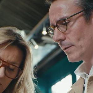 Il s'agit d'une collaboration avec l'opérateur Bouygues Telecom.
Capture d'écran vidéo YouTube Bouygues Telecom. Sarah Lavoine
