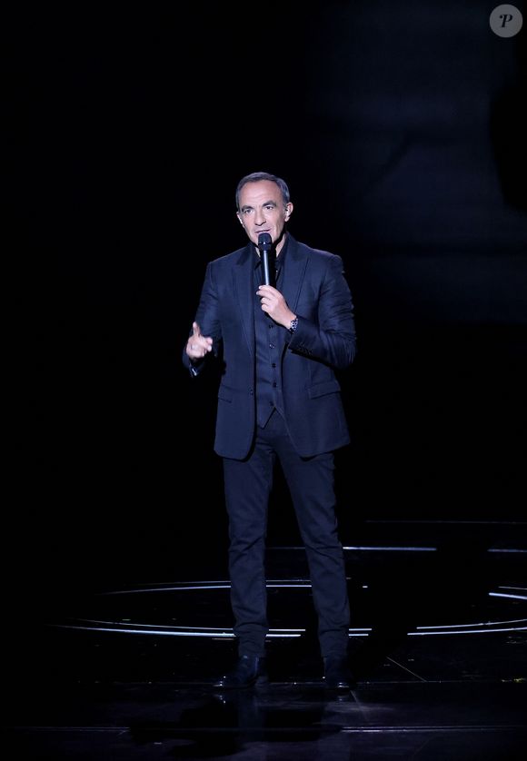 Nikos Aliagas lors de l'enregistrement de l'émission "La chanson secrète N°14", présentée par Nikos Aliagas et diffusée le 26 décembre sur TF1, à Paris le 9 décembre 2025. © Jacovides-Moreau/Bestimage