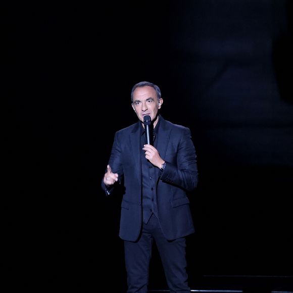 Nikos Aliagas lors de l'enregistrement de l'émission "La chanson secrète N°14", présentée par Nikos Aliagas et diffusée le 26 décembre sur TF1, à Paris le 9 décembre 2025. © Jacovides-Moreau/Bestimage