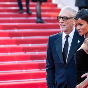 Narah Baptista et son compagnon Vincent Cassel (Montre Audemars Piguet) - Montée des marches du film " Histoires parallèles " lors du 79ème Festival International du Film de Cannes, le 14 mai 2026. © Jacovides-Moreau / Bestimage