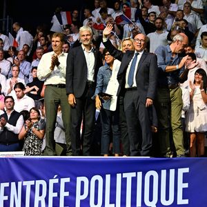 Charles Ange Ginésy, Laurent Wauquiez, Rachida Dati, Michèle Tabarot, Eric Ciotti et Olivier Marleix, député et président des deputés LR, durant le rassemblement organisé pour la rentrée politique des Républicains qui, à cause du mauvais temps, n'a pu se tenir en exterieur dans l'arrière pays azuréen et qui a pris place au Cannet à la Palestre, le 27 août 2023. © Bruno Bebert / Bestimage