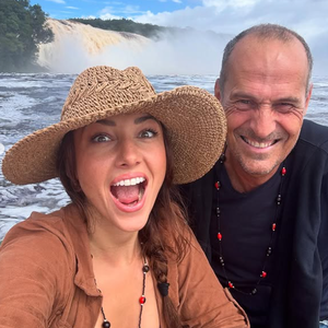 Delphine Wespiser donne de ses nouvelles peu avant la rentrée.

Delphine Wespiser et Roger en voyage au Venezuela