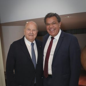 Marc Ladreit de Lacharrière, Emmanuel Kasarhérou (président du musée du Quai Branly) - Marc Ladreit de Lacharrière est nommé mécène d'honneur du 20ème anniversaire du musée du quai Branly à Paris le 13 avril 2026. © Jack Tribeca / Bestimage