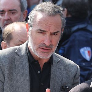 L'acteur oscarisé a posé ses couverts au Vieux Saint-Martin, à Bruxelles.
Bruno Solo, Jean Dujardin - Sorties des obsèques de Bruno Salomone en l'église Sainte-Anne de Polangis de Joinville-le-Pont (Val-de-Marne) le 23 mars 2026. © Cyril Moreau - Dominique Jacovides / Bestimage